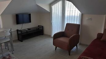 Kaya House Daily Flat