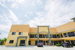 Scottish Inn & Suites