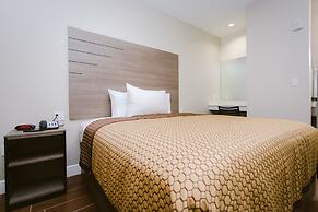 Scottish Inn & Suites