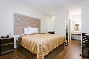 Scottish Inn & Suites