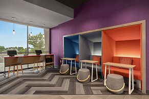 Tru By Hilton Hershey Chocolate Avenue