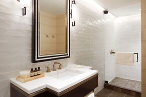 The Plaza Hotel Pioneer Park