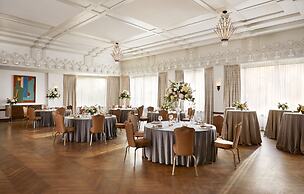 The Plaza Hotel Pioneer Park