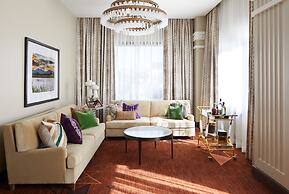 The Plaza Hotel Pioneer Park