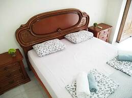 S&L  Near The Beach And The Rambam