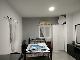 S&L Studio near Rambam & sea