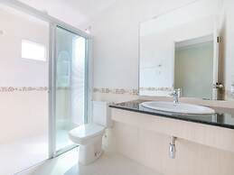 Blooming Hill Boutique Suites