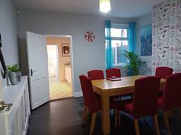 Huku Kwetu - Pearson House