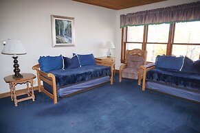 Large Family  On Adams Avenue - Ski In/out 5 Bedroom Home by RedAwning