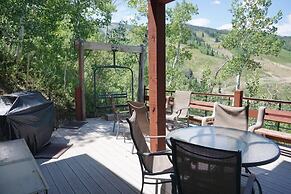 Ski-in/out House With Outstanding Views Of Slopes - Quiet Location At 