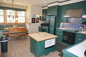 Ski-in/out House With Outstanding Views Of Slopes - Quiet Location At 