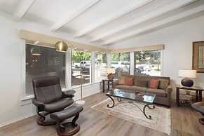 Aspen West End  - Quiet Neighborhood 3 Bedroom Home by RedAwning