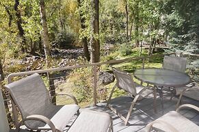 Exclusive And Private Roaring Fork Riverfront Town  - Walk To Restaura