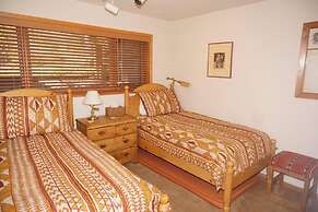 Exclusive And Private Roaring Fork Riverfront Town  - Walk To Restaura