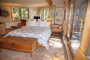 Exclusive And Private Roaring Fork Riverfront Town  - Walk To Restaura