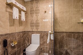 The Royal Mezbon Hotel & SPA