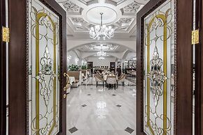 The Royal Mezbon Hotel & SPA