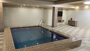 The Royal Mezbon Hotel & SPA