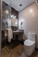The Royal Mezbon Hotel & SPA