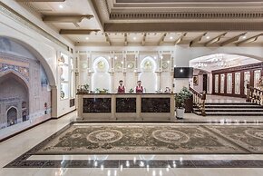 The Royal Mezbon Hotel & SPA