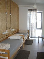 Hostel Katyusha Travel Center