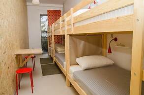 Hostel Katyusha Travel Center