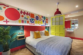 The Ffolkes Hotel
