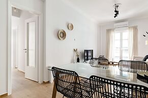 UPSTREET Urban 2BD Apartment in Koukaki