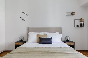 UPSTREET Urban 2BD Apartment in Koukaki
