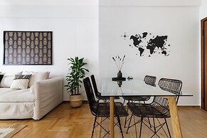 UPSTREET Urban 2BD Apartment in Koukaki