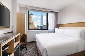 Doubletree by Hilton New York Times Square South
