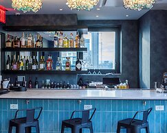 Doubletree by Hilton New York Times Square South