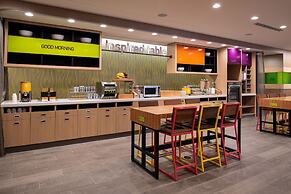 Home2 Suites by Hilton Portland Airport OR