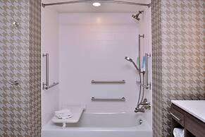 Home2 Suites by Hilton Portland Airport OR