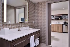 Home2 Suites by Hilton Portland Airport OR