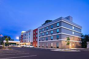 Home2 Suites by Hilton Portland Airport OR