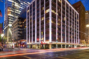 AC Hotel by Marriott Houston Downtown