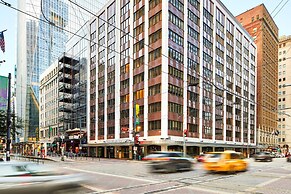 AC Hotel by Marriott Houston Downtown