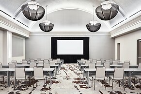 AC Hotel by Marriott Houston Downtown