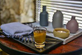 Zornitza Family Estate Relais & Chateaux