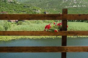 Apartmani Karučki krš