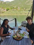 Apartmani Karučki krš