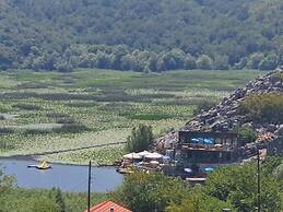 Apartmani Karučki krš