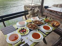 Apartmani Karučki krš