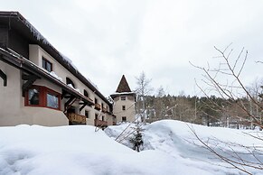Olympic Village Inn