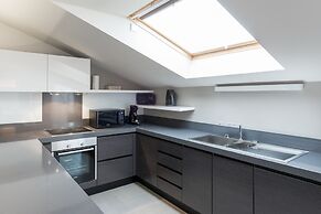 Four Stars Aparthotel