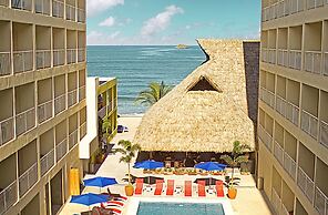 Decameron Isla Coral Guayabitos Ramada All-Inclusive Resort