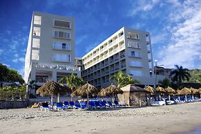 Decameron La Marina Guayabitos, Ramada All-Inclusive Resort