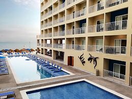 Decameron La Marina Guayabitos, Ramada All-Inclusive Resort