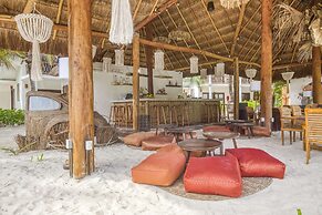 Mía Tulum Resort